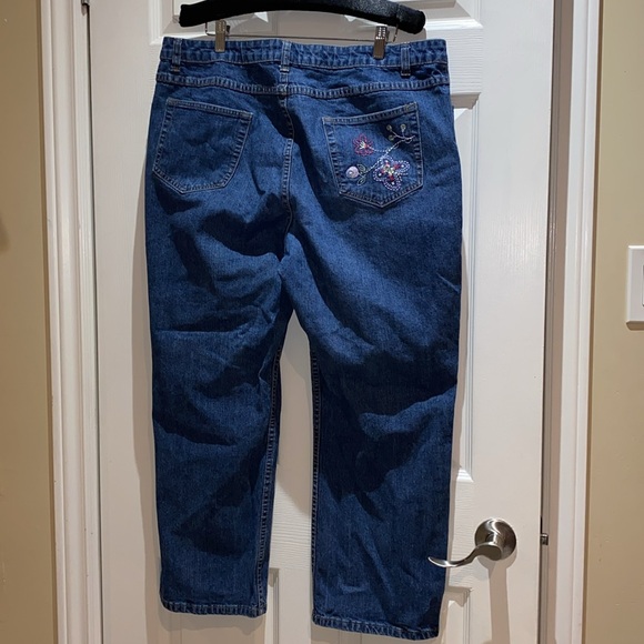 Vintage Northern Reflections Floral Butterfly Floral Embroidery Woman’s … - Picture 12 of 13